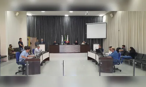 Câmara de Apucarana reprova contas do ex-prefeito Pegorer