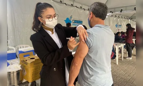 Dia D de Vacinação registrou mais de 371 mil doses aplicadas no Paraná