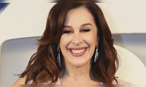 Claudia Raia surge sem maquiagem e beleza natural impressiona; veja