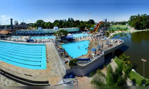 Homem de 24 anos morre ao pular de trampolim de 10 m em piscina