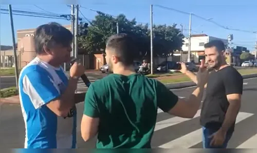 Boca Aberta e Mamãe Falei brigam em Londrina; vídeo