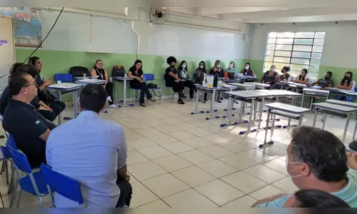 Dez psicólogos vão atender alunos do Colégio Canale na volta às aulas