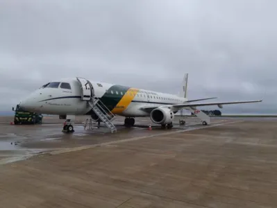 Avião da presidência pousa em Maringá para mais uma visita