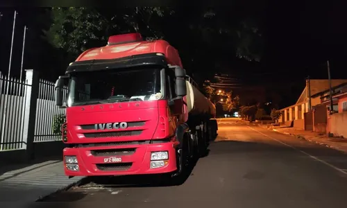 Caminhão tanque roubado em SP é recuperado em Marilândia do Sul