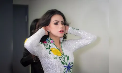 Cantora é assassinada pelo marido em restaurante na Cidade do México