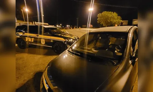 PRF recupera carro em Mauá horas após idoso cair em golpe