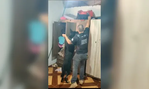 Polícia Civil encontra casa com droga e criança de 8 anos sozinha