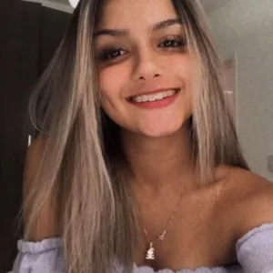 Maria Eduarda Cavalcante de Souza, de 18 anos