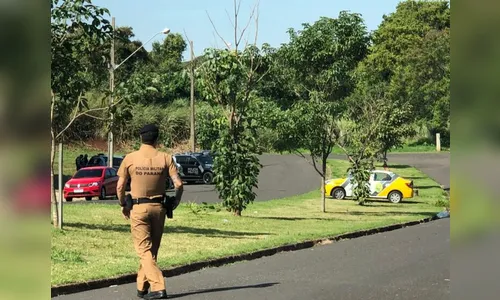 Suspeito de roubo morre em confronto armado com a polícia, em Maringá