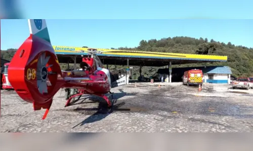 PR: Criança é socorrida por helicóptero após colocar mão em triturador