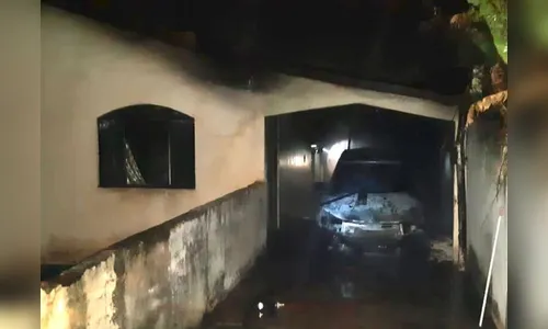 Mulher é vítima de incêndio criminoso, no Jardim Diamantina