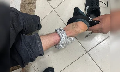 Homem com tornozeleira eletrônica é preso suspeito de roubo a farmácia