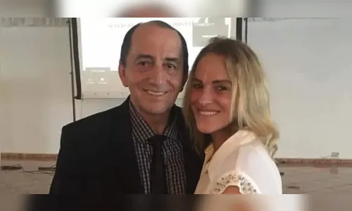 Primeira-dama de cidade do PR morre após ser atropelada por caminhão