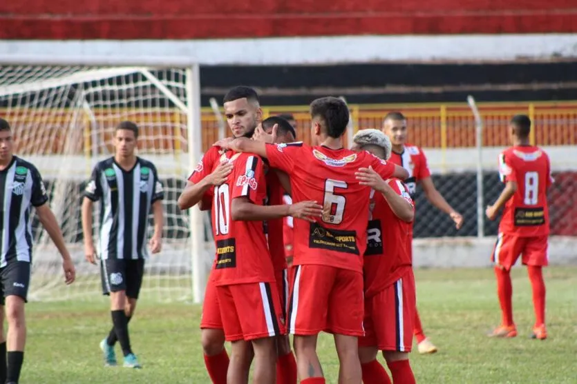 O duelo foi no Estádio Municipal Olímpio Barreto, em jogo válido pelo campeonato Paranaense Sub-20