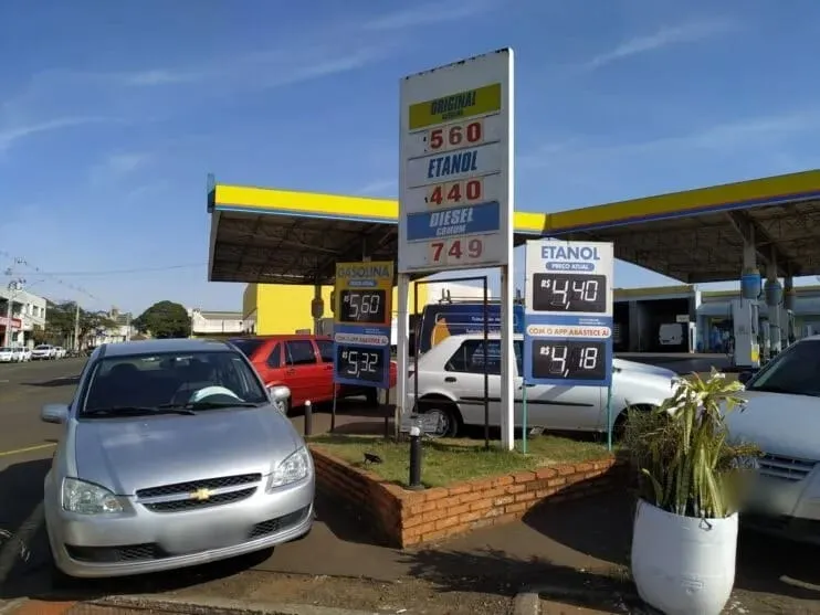 Preços da gasolina e do etanol caíram novamente nos postos de Apucarana