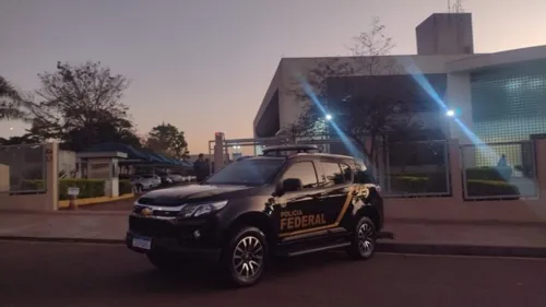 A PF esteve no início desta terça-feira nas ruas de Londrina e região