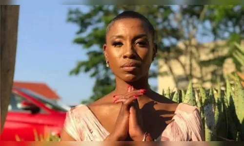 Atriz de série da Netflix é encontrada morta em casa