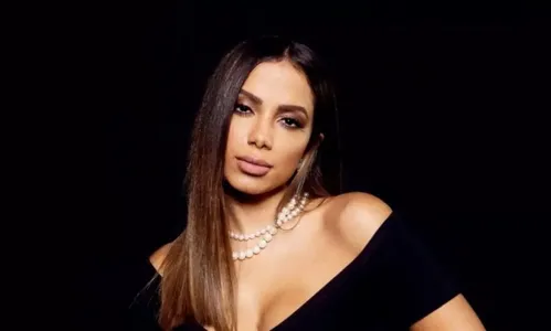 Anitta defende a legalização da maconha no Brasil
