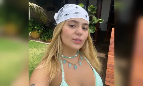 Viih Tube faz xixi na calça após ter crise de riso; entenda