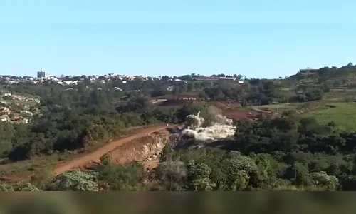 Viapar realiza detonação de rocha no contorno de Jandaia do Sul