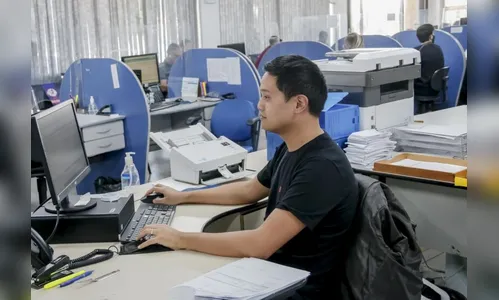 Apucarana libera 13º salário e injeta R$ 6,8 milhões na economia
