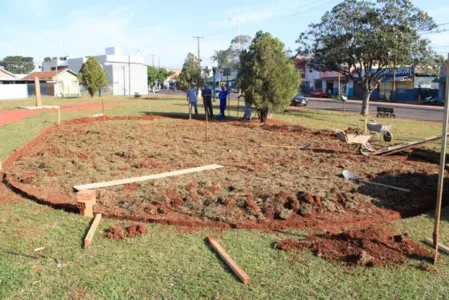 A região da Zona Sul também vem recebendo os serviços para a instalação do parquinho