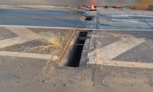 Vândalos retiram grades de escoamento de água no pedágio de Arapongas