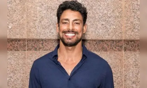 Cauã Reymond sofre acidente de carro no Rio de Janeiro