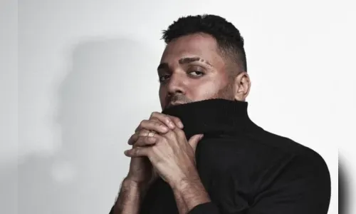 Cheques e R$ 27 mil em espécie: polícia faz busca na casa de Tirullipa