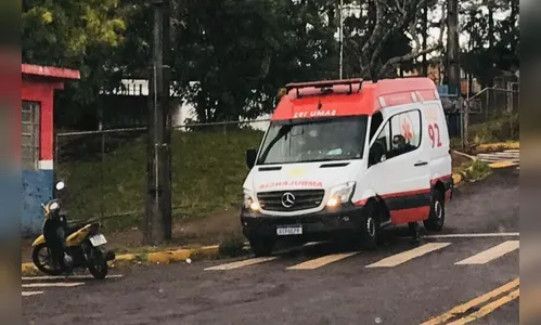 Jovem sofre queda de bicicleta em avenida de Apucarana