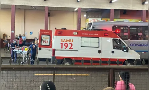 Mulher é atropelada dentro do terminal urbano de Apucarana