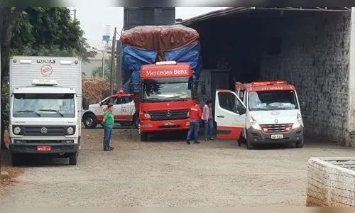 Trabalhador fica em estado grave após ser atingido por peça de madeira