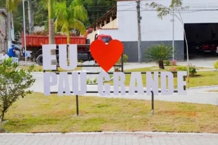 Letreiro em distrito onde Garrincha nasceu viraliza; confira