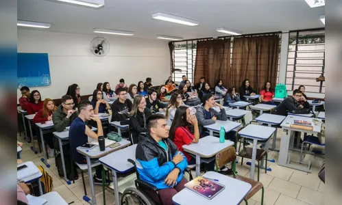 Colégios estaduais retomam as aulas após duas semanas de recesso