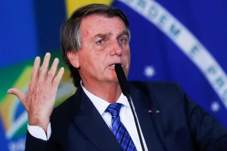 No ano passado, Bolsonaro chegou a fazer uma live nas redes sociais para supostamente apresentar provas de fraudes nas eleições