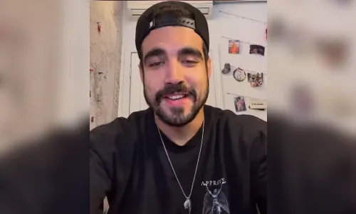 O ator Caio Castro gravou um vídeo para o seu Instagram no final da tarde desta sexta-feira (29)