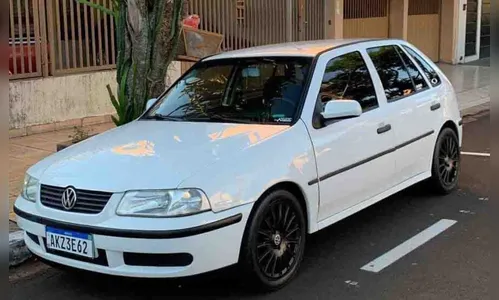 Polícia recupera Gol furtado em Ivaiporã; autores estão foragidos