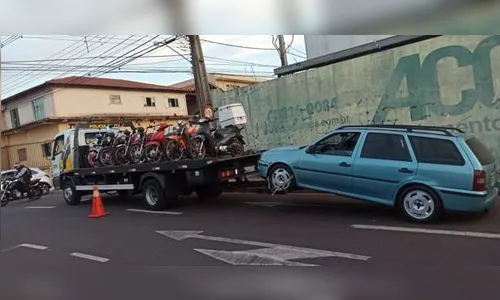 Operação Blitz aborda 84 pessoas e recolhe 12 motos e 8 carros