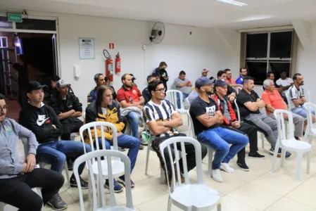 Os representantes das equipes inscritas estiveram presentes na reunião