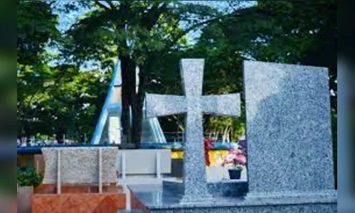 Veja a lista de sepultamentos desta sexta-feira de Arapongas