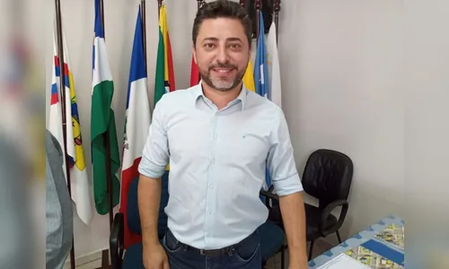 Prefeito de Jandaia do Sul cumpre piso dos agentes