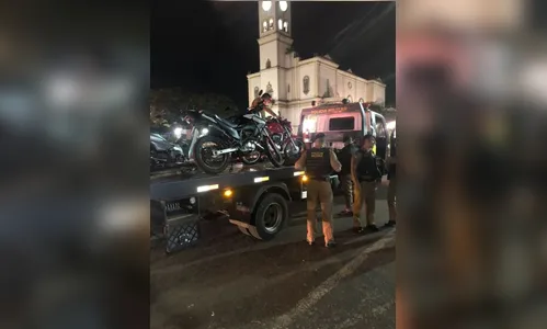Blitz apreende quatro motocicletas no centro de Apucarana
