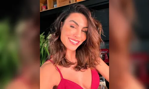 "Separa aquele look porque ela chegou. Isso mesmo: ela, a sexta", legendou Mel