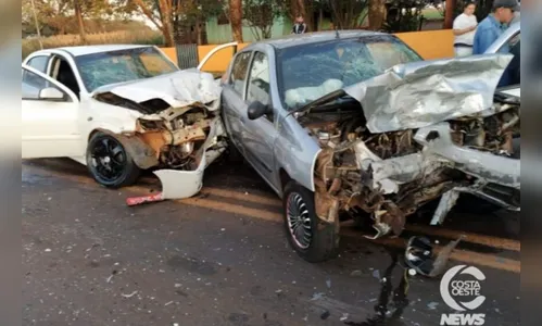 Homem morre em grave acidente na PR-495 em Pato Bragado