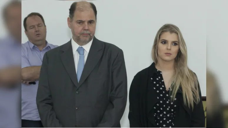 Deputada federal Luísa Canziani, com o seu pai, o ex-deputado federal Alex Canziani