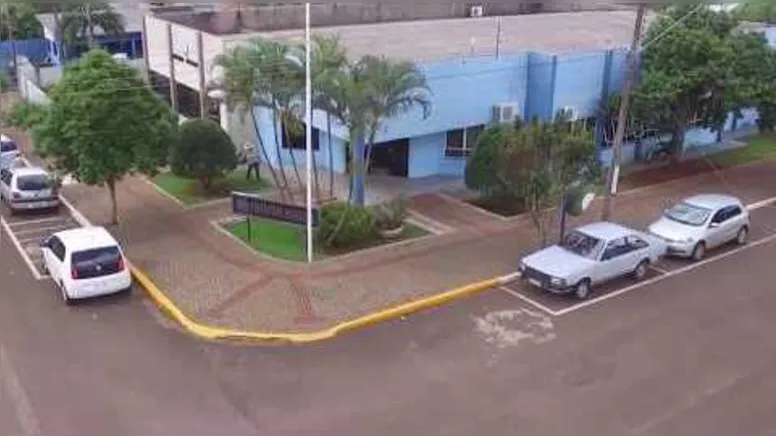 Imagem ilustrativa da notícia Troca na câmara de vereadores de Califórnia