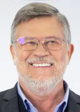 ASSIS DO COUTO: candidato a Deputado Federal