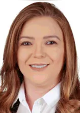 LEANDRE: candidata a deputada federal