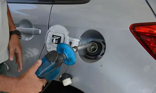 Preço da gasolina fica R$ 0,25 mais barato a partir desta sexta-feira