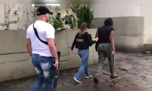 Mulher é presa suspeita de matar a própria filha, de 2 meses